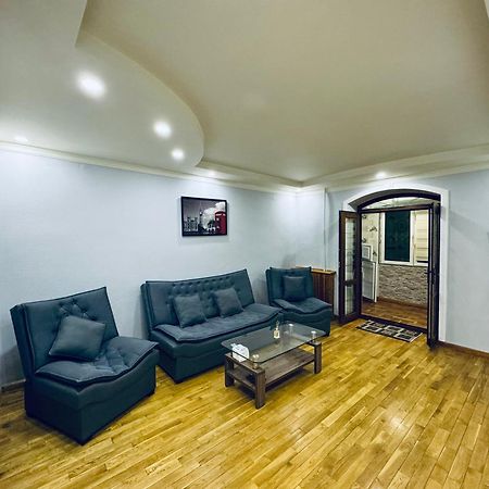 Classic Family Apart In The Center With 4 Rooms Ташкент Екстериор снимка