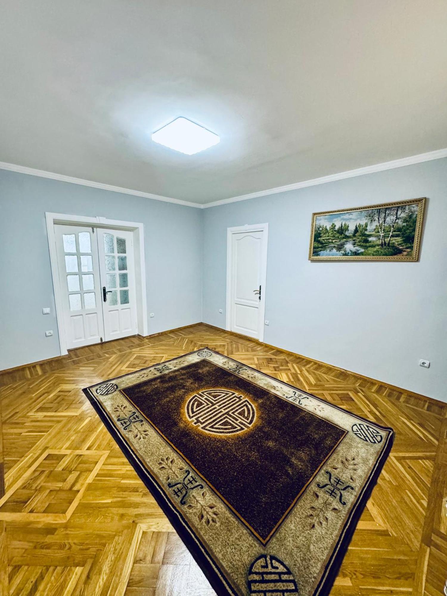 Classic Family Apart In The Center With 4 Rooms Ташкент Екстериор снимка